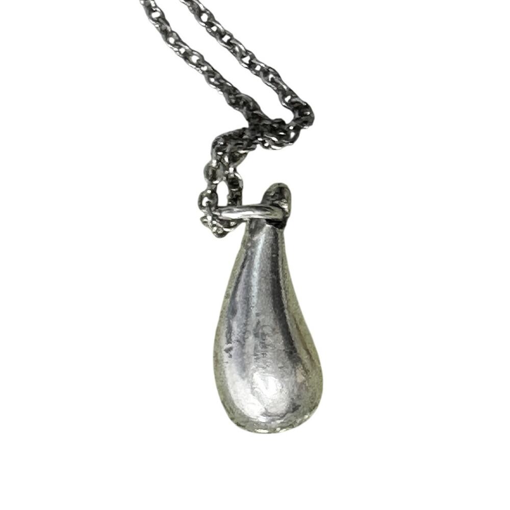 Tiffany & Co Elsa Peretti Small Teardrop Pendant Necklace Sterling Silver 16.5"